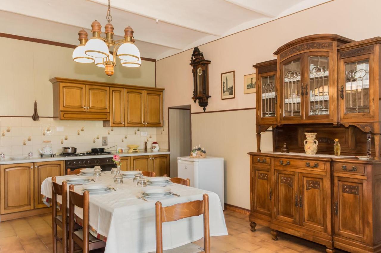 Casa Del Grande Vecchio Bed & Breakfast Airasca Dış mekan fotoğraf
