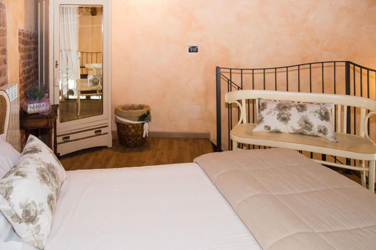 Casa Del Grande Vecchio Bed & Breakfast Airasca Dış mekan fotoğraf
