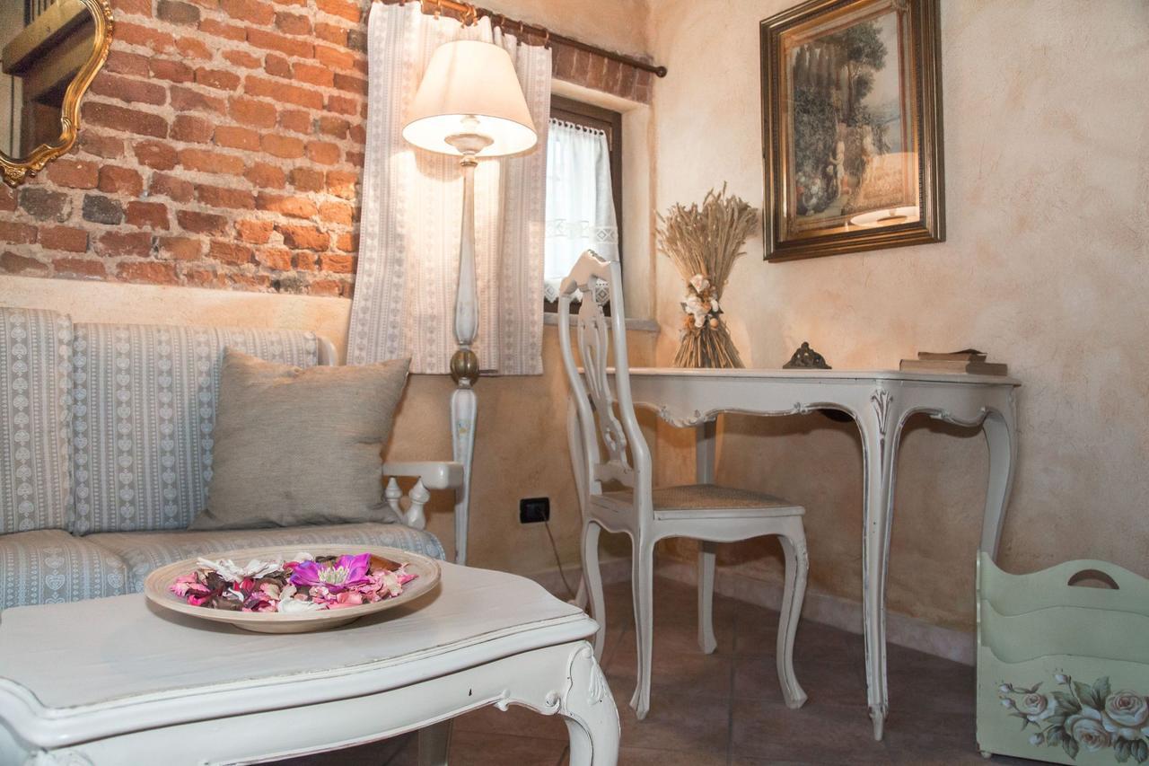 Casa Del Grande Vecchio Bed & Breakfast Airasca Dış mekan fotoğraf